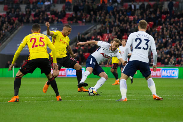 了无数球迷 了无数球迷